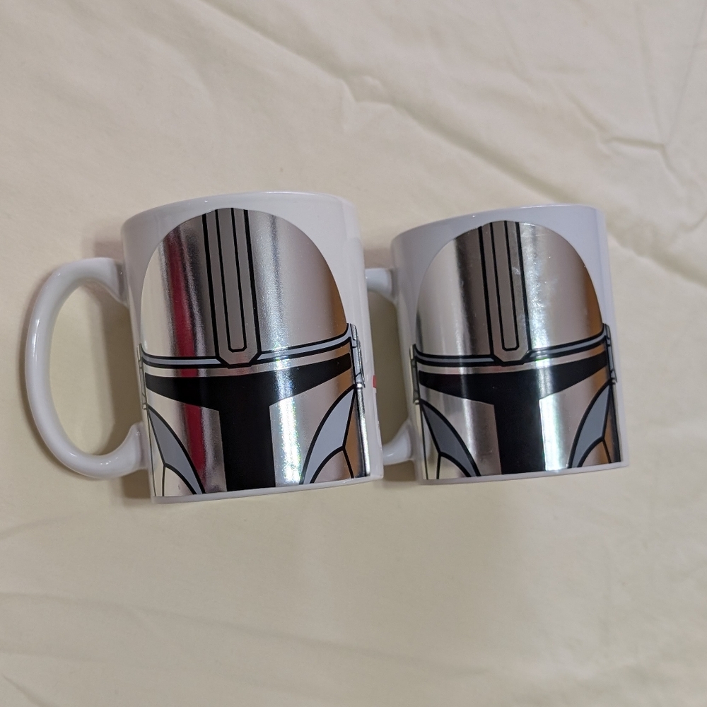 2 CultureFly The Mandalorian 12oz Mugs